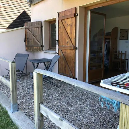 6 Couchages Le Bessard Le Bois De La Reine Appartement